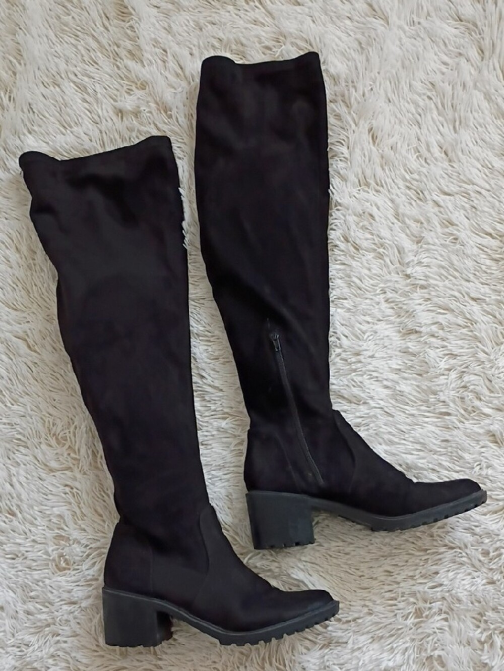 Black Thigh-High Suede Block Heel Boots! - Picture 3 of 8